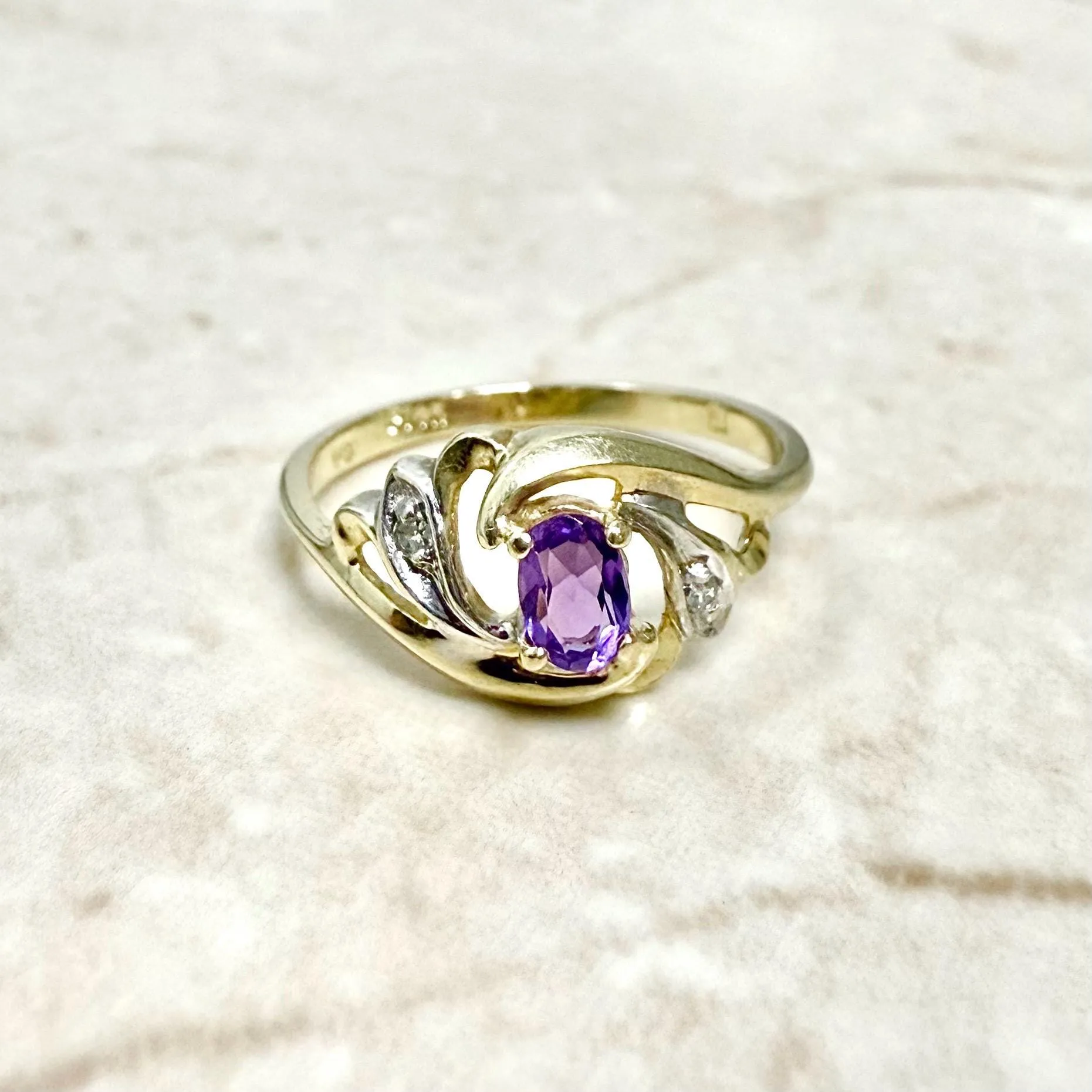 14 Karat Yellow Gold Amethyst Solitaire Ring With Diamond Accent