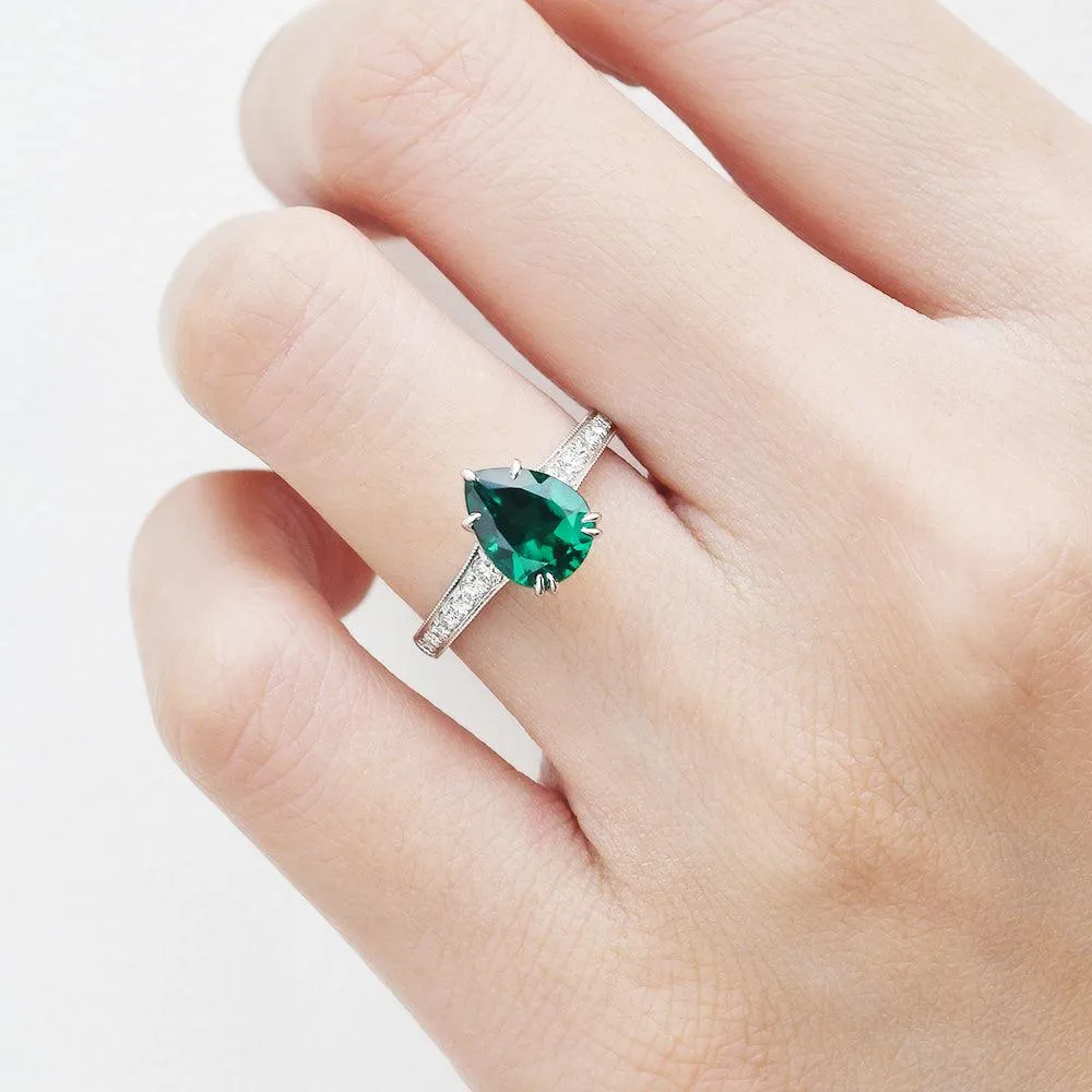 1.5ct Pear Shaped Lab Emerald White Gold Ring