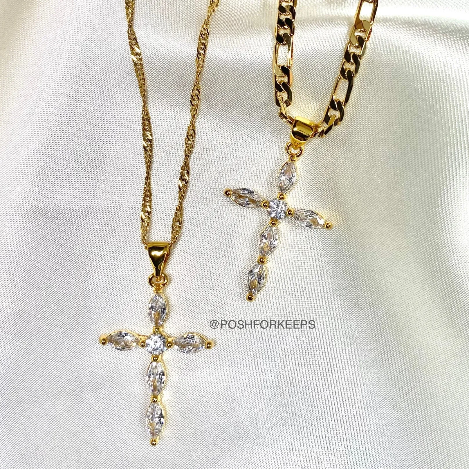 18K GOLD CRYSTAL CROSS NECKLACE