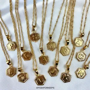 18K GOLD INITIAL PENDANT NECKLACE
