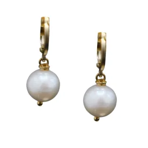 360-01-G | GOLD HUGGIE w/12MM ROUND PEARL DROP
