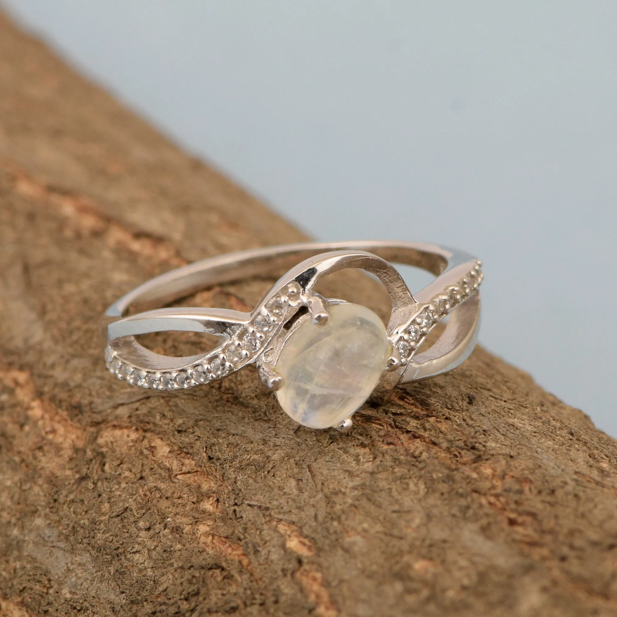 925 Sterling Silver Oval 7X5MM Moonstone Birthstone Rings