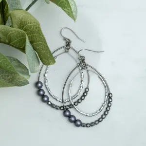 Andra Pearl Earrings
