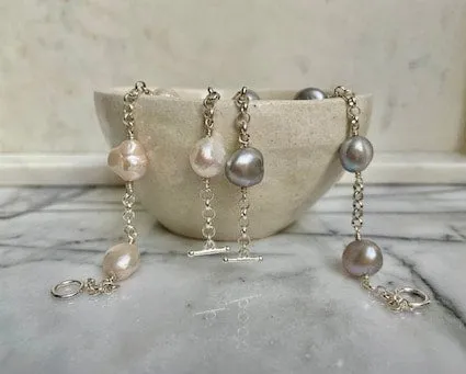 Baroque Toggle Bracelet