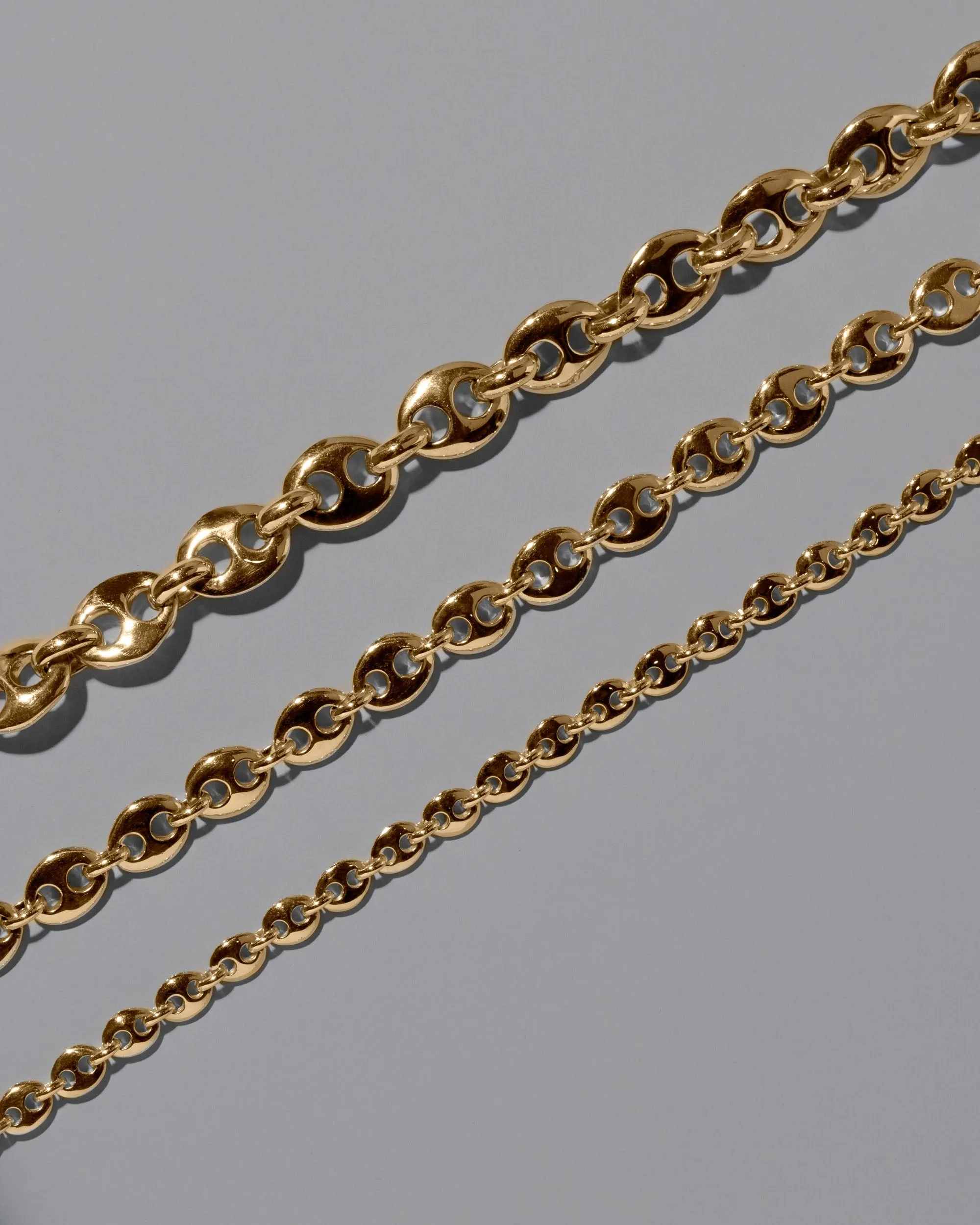 Bedrock Medium Bracelet - Solid Gold