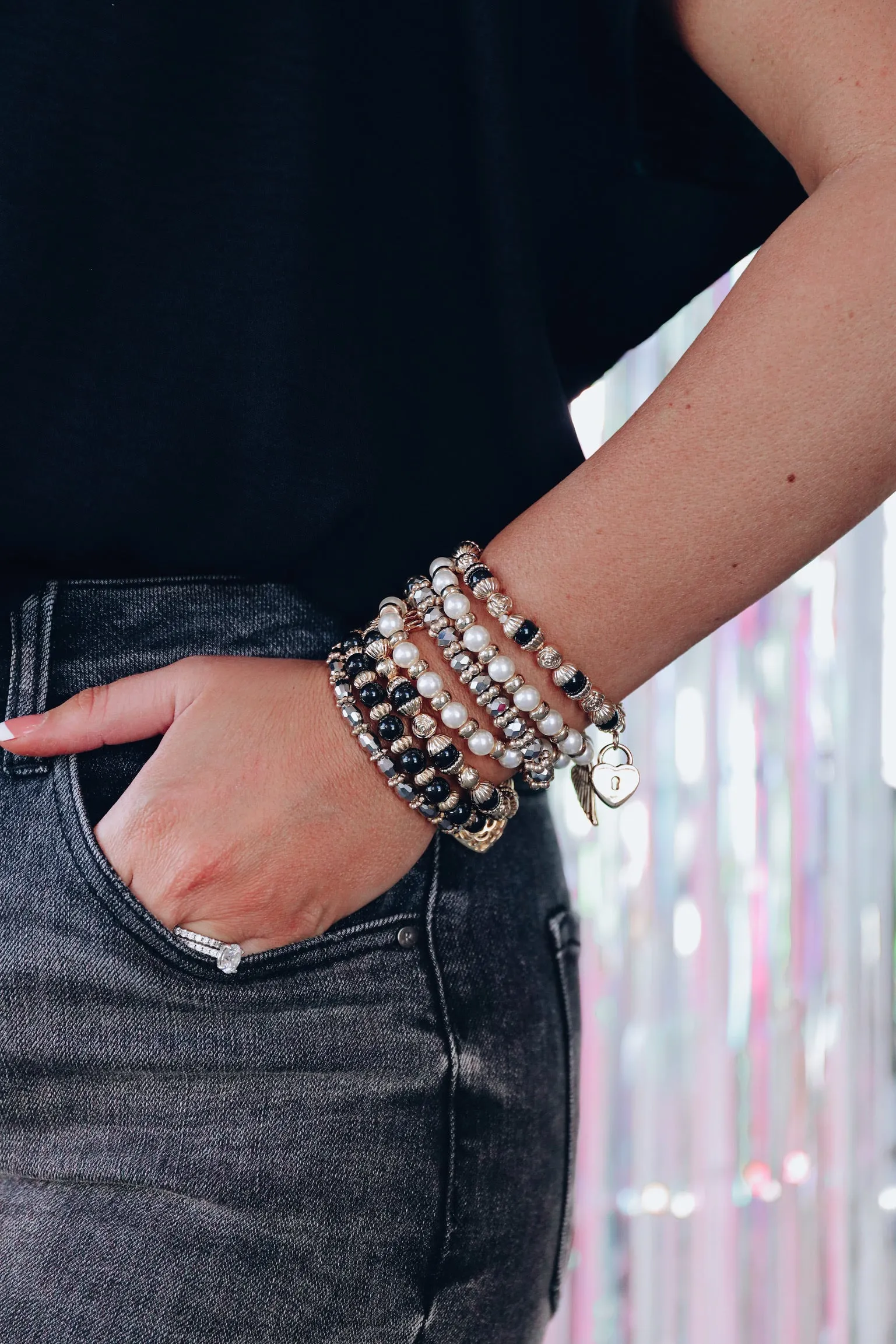 Charming Crystal And Pearl Bracelet Set - Black