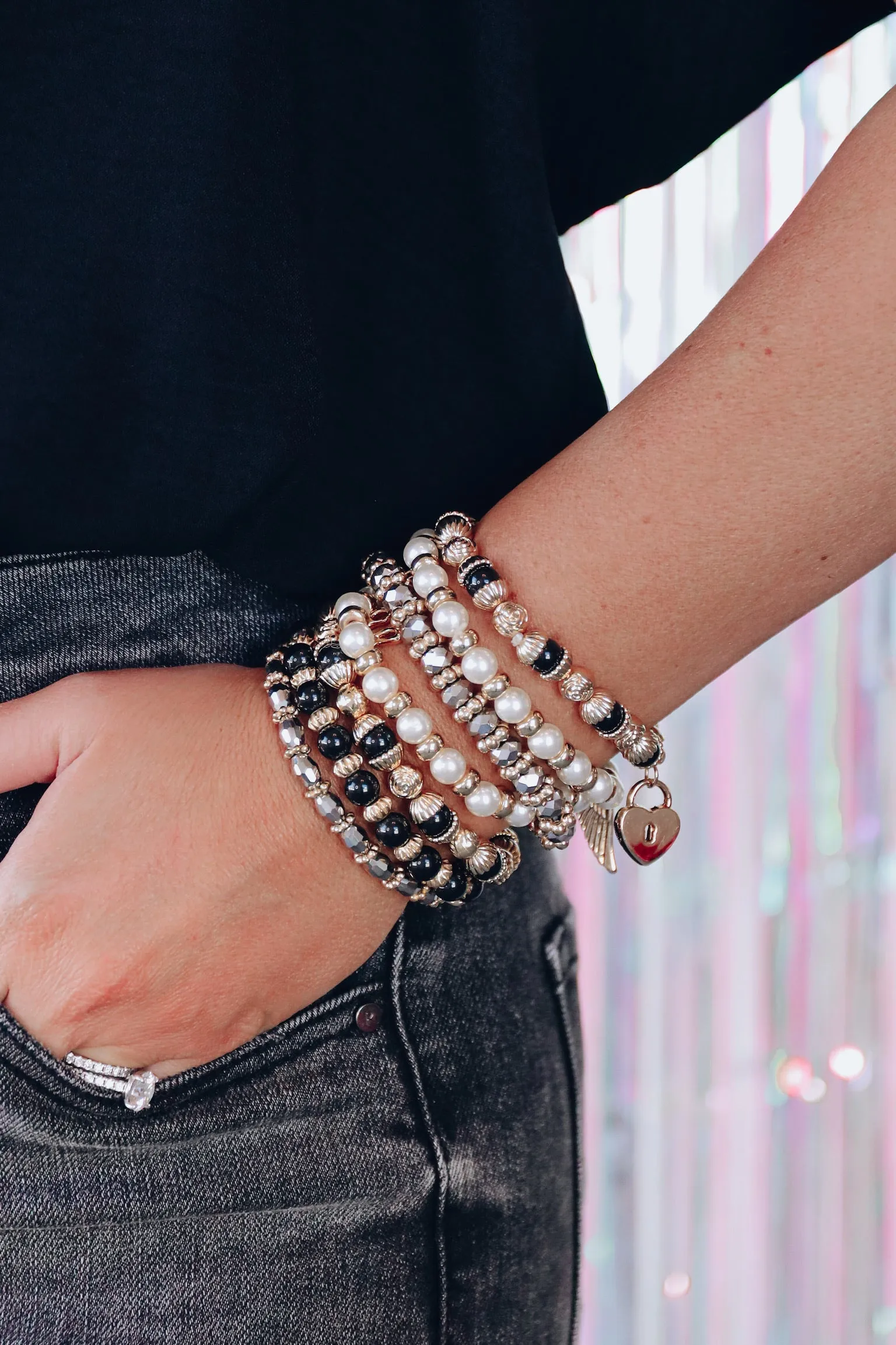 Charming Crystal And Pearl Bracelet Set - Black