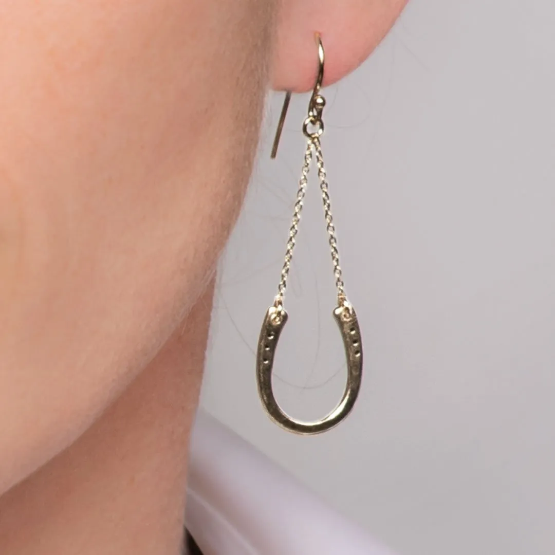 Classique - Horseshoe Pendant and Rolo Chain Sterling Silver Necklace