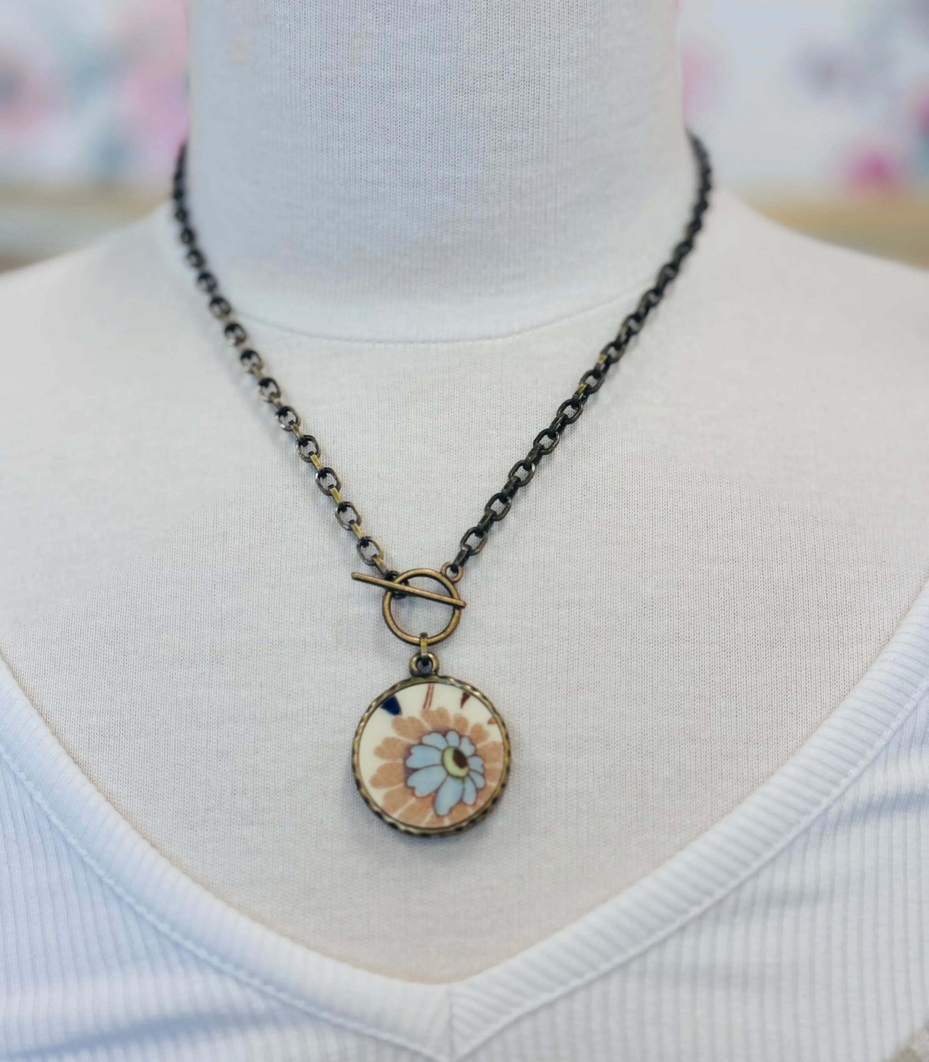 CURIO TOGGLE NECKLACES