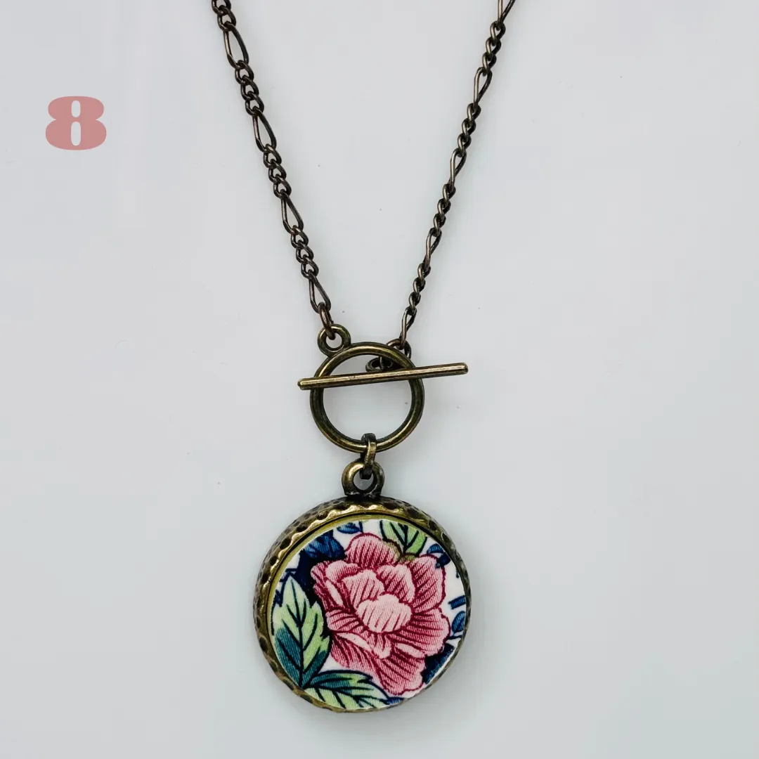 CURIO TOGGLE NECKLACES