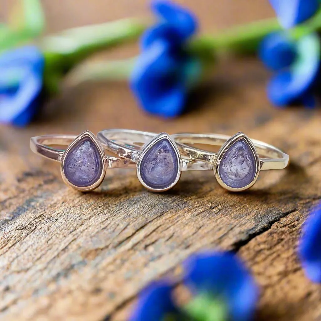 December Birthstone Ring - Tanzanite