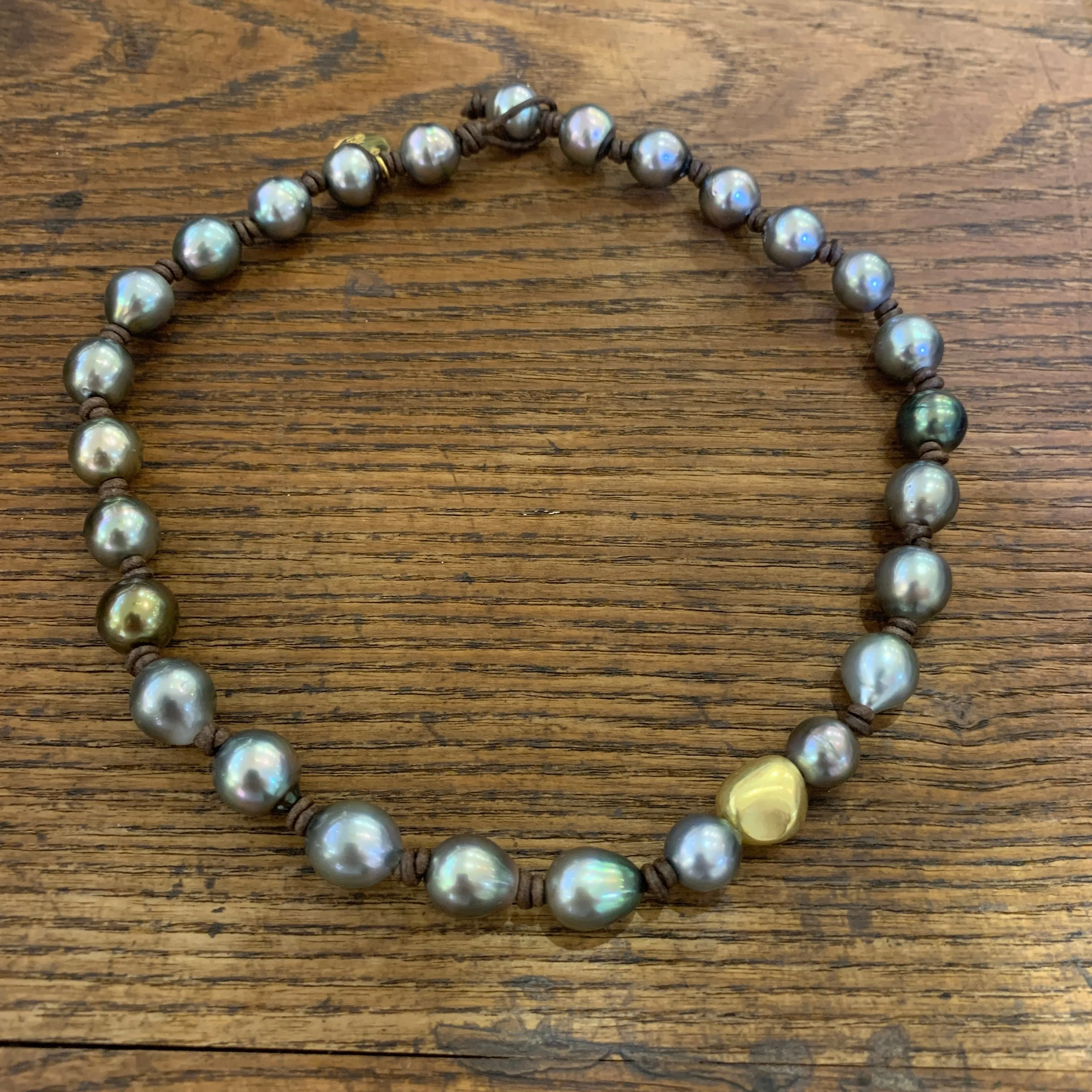 Dominique | Gold Nugget Choker | 16"