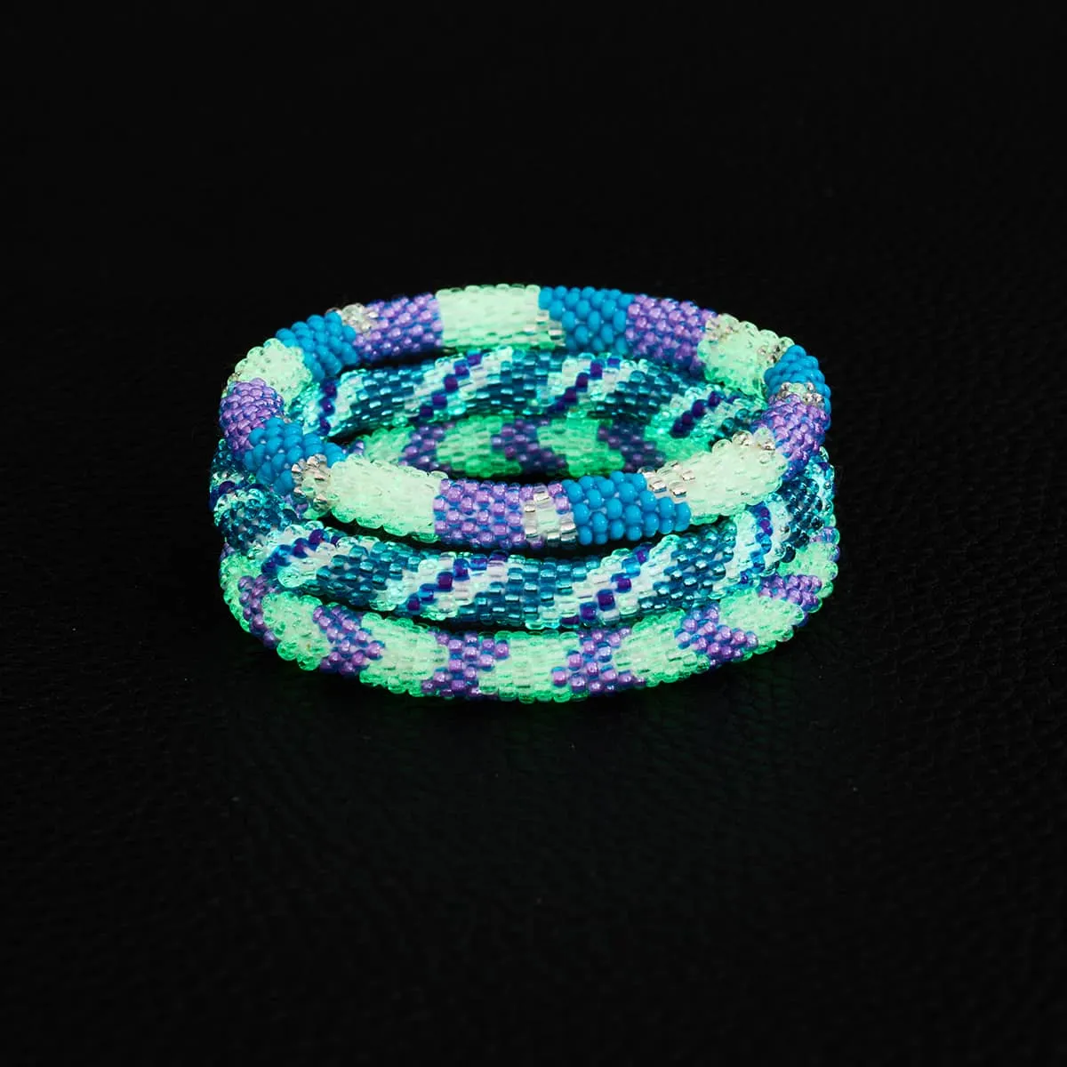 Electric Swamp | Himalayan Glass Bead Bracelet