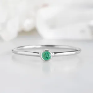 Emerald Birthstone Stacking Ring | 10K White Gold