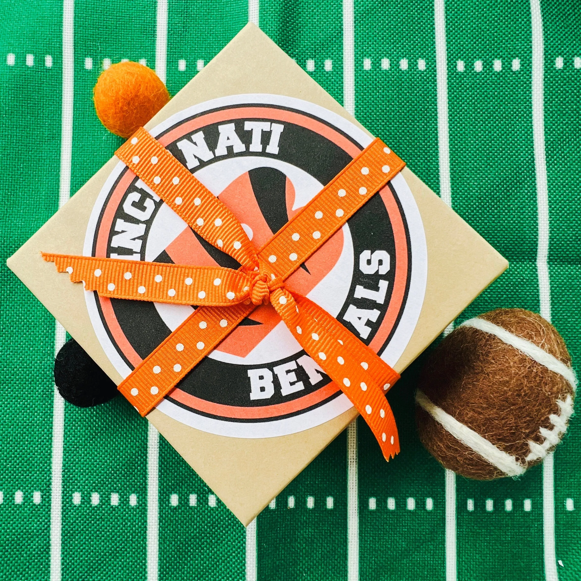 Football Lovers Bracelet Set Cincinnati Beaded WHO DEY Stacking Bracelets Couples Go Football Set - SET 6