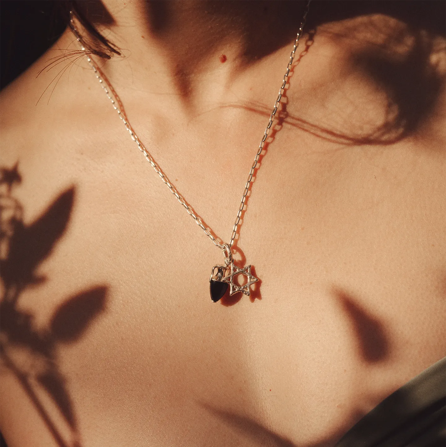 Inlay Vessel Charm, Onyx
