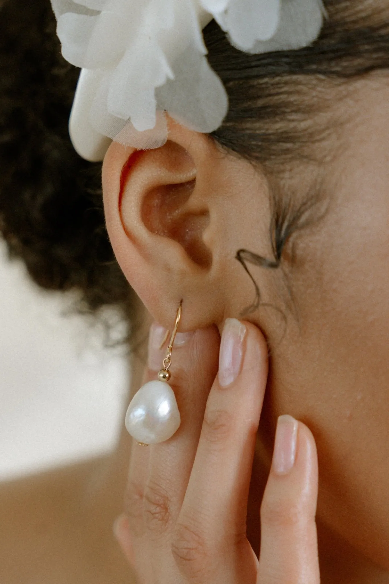 Keira Large Baroque Pearl Drop Earrings Gold/Silver