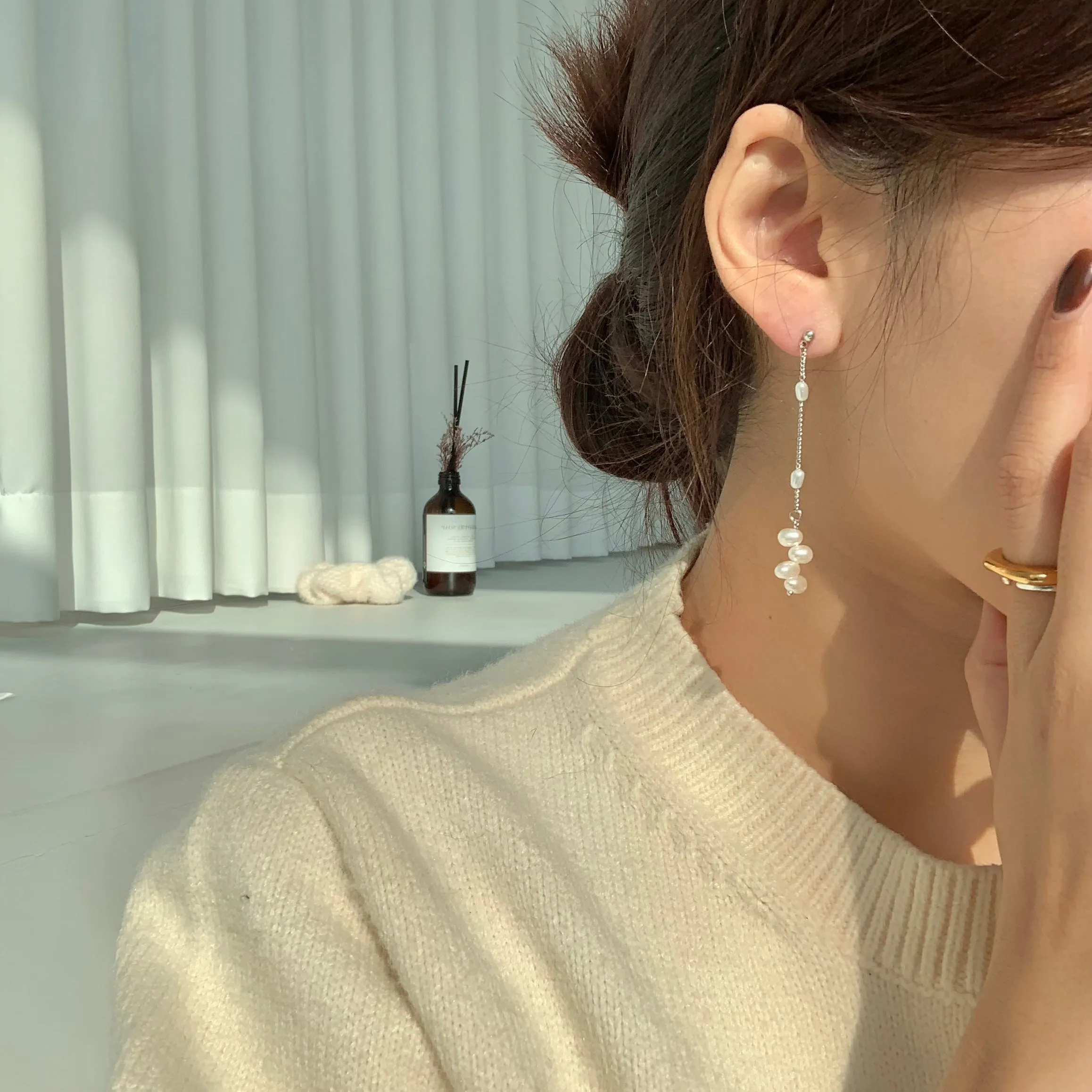 Olivia's Long Line Pearl Drop earrings