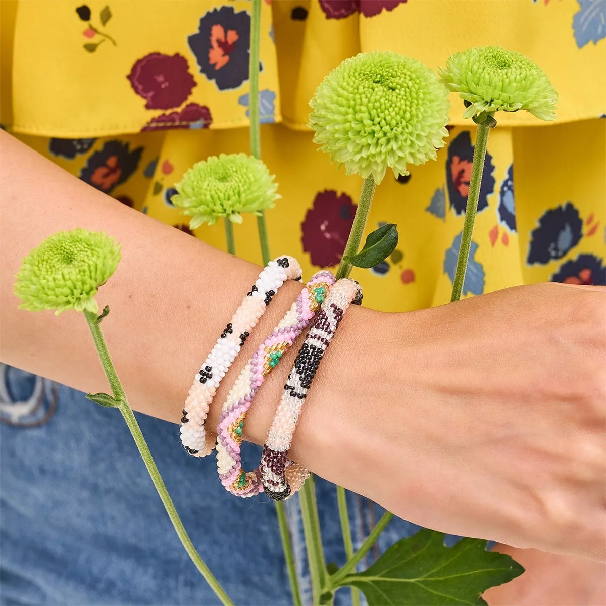 Peach Anemone | Himalayan Glass Bead Bracelet