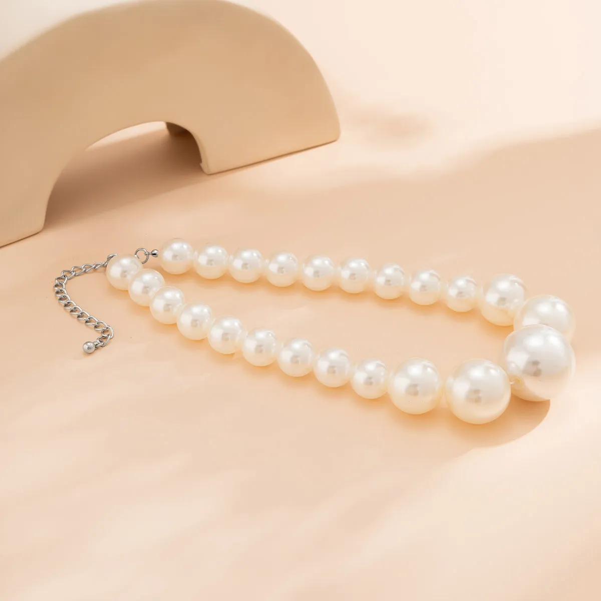 Pearl & Silver-Plated Graduated Choker