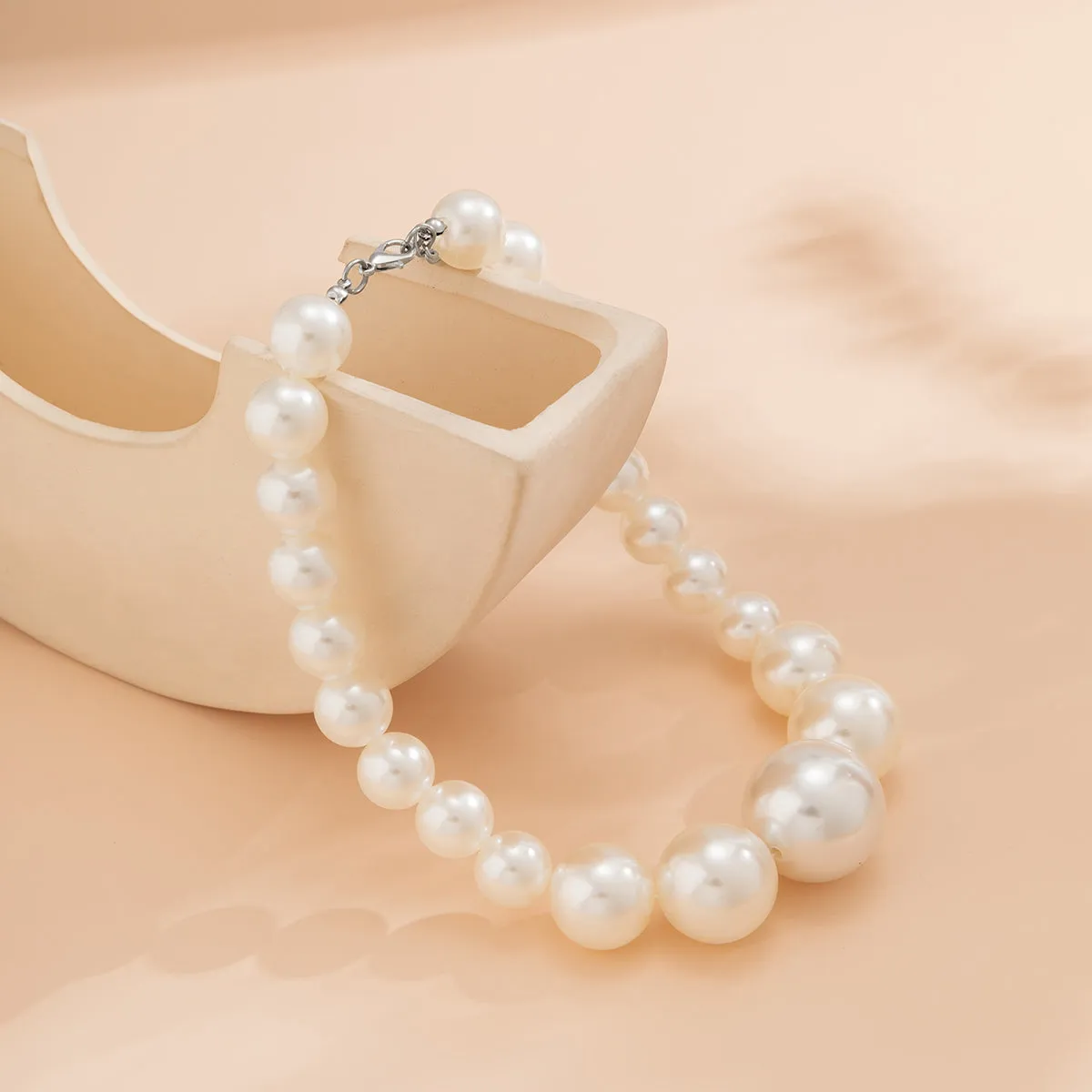 Pearl & Silver-Plated Graduated Choker