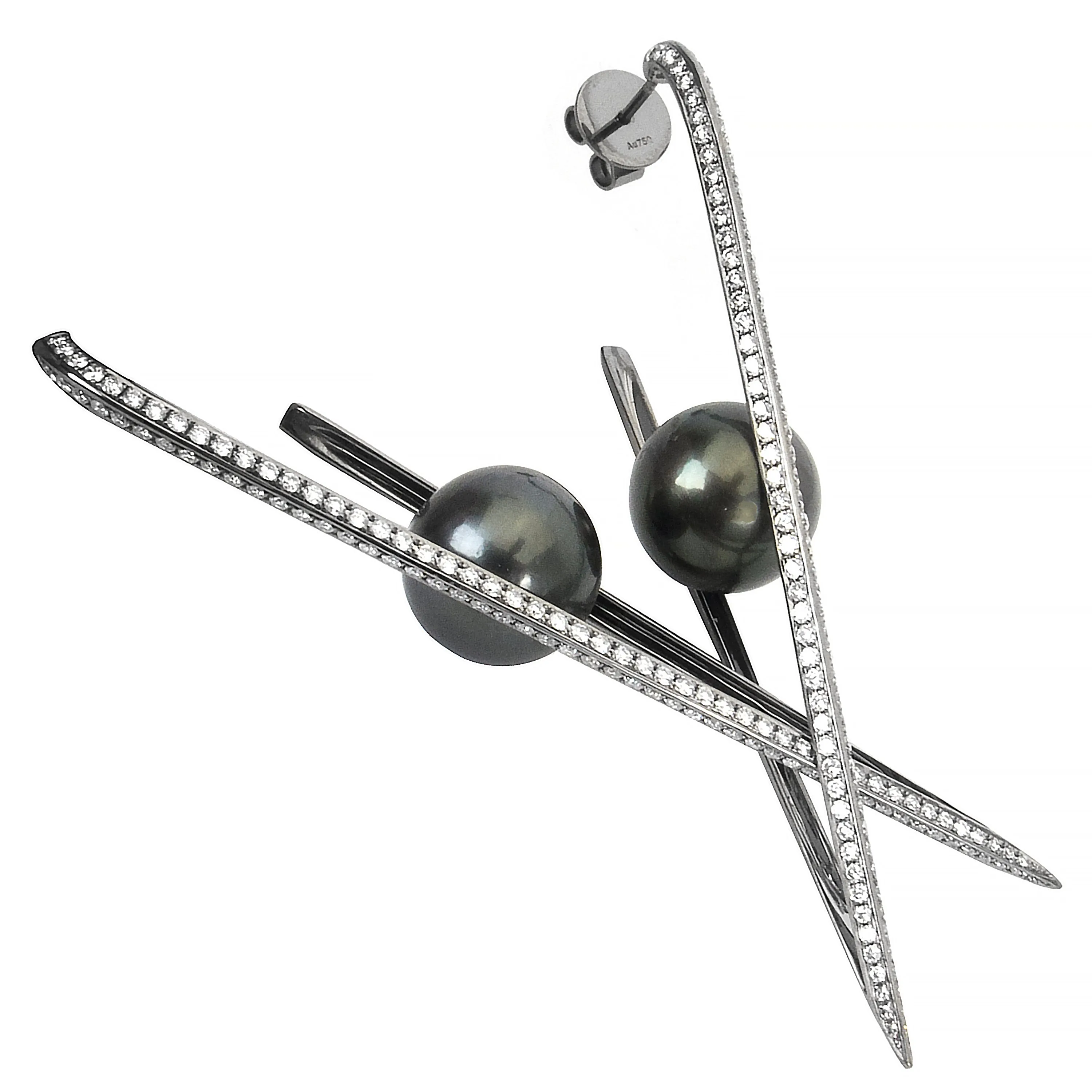 Pearl V Hoops