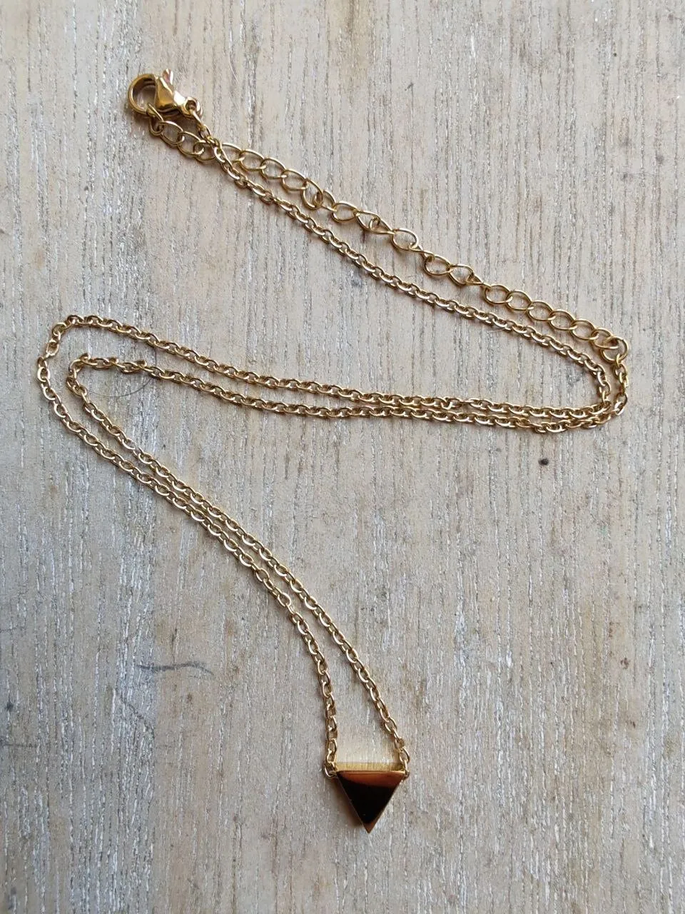 RAW ENERGY NECKLACE