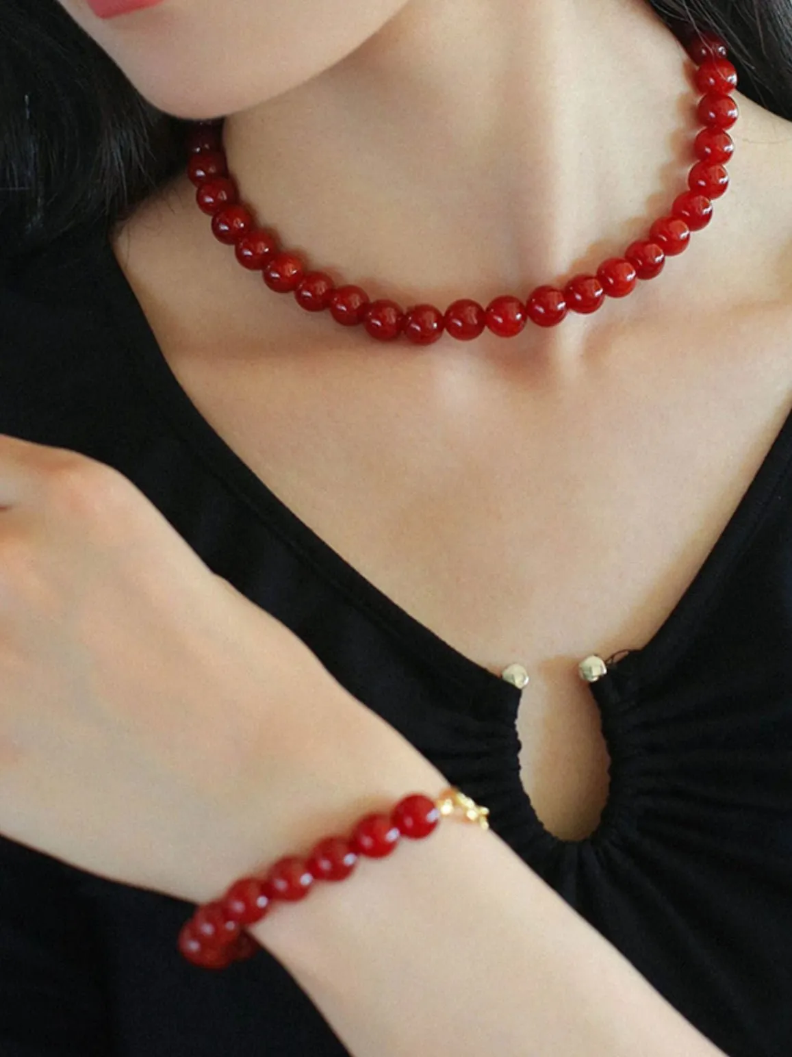 Red Agate Beaded Figure 8 Buckle Bracelet