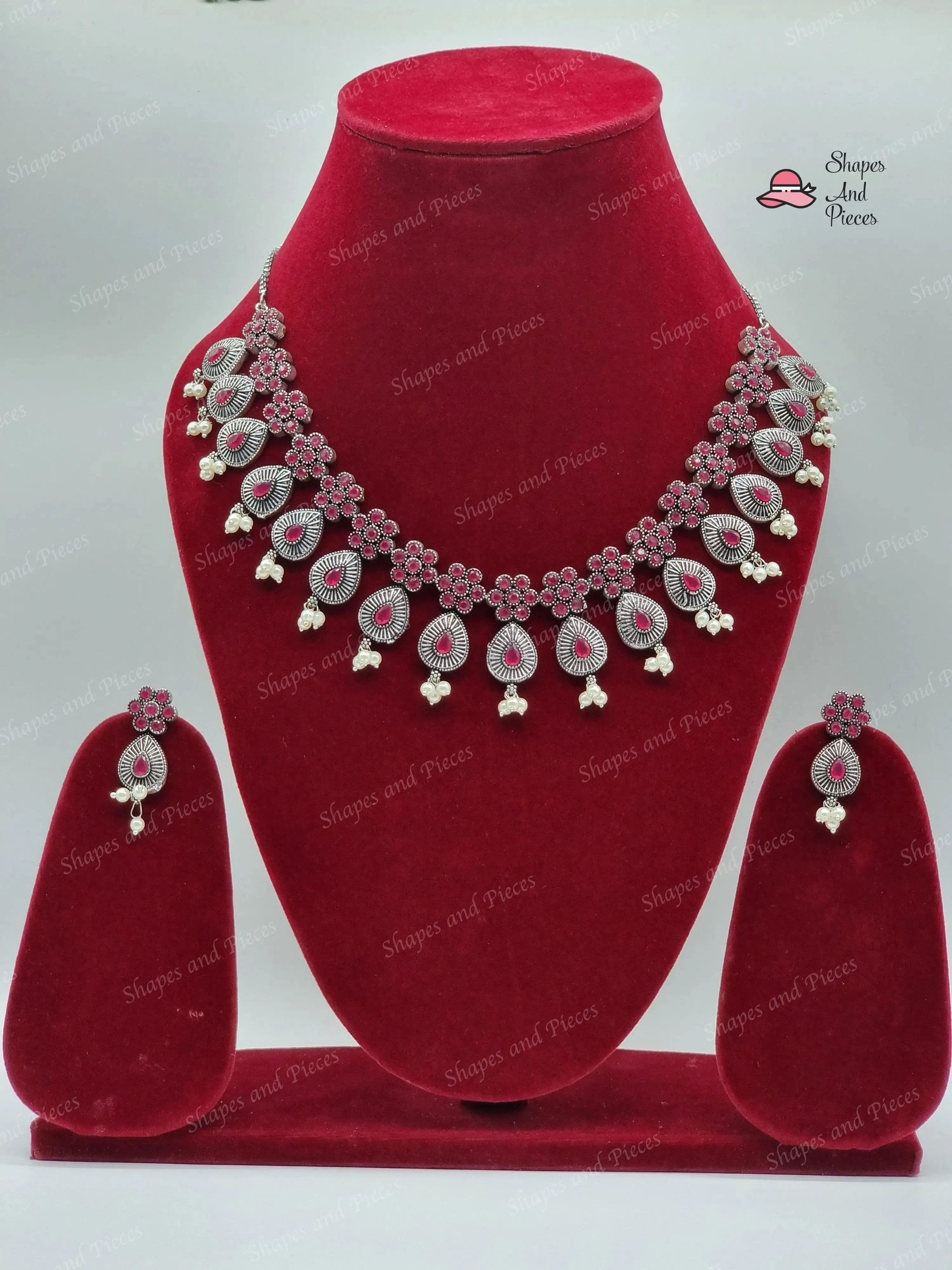 Sabiya Neclace