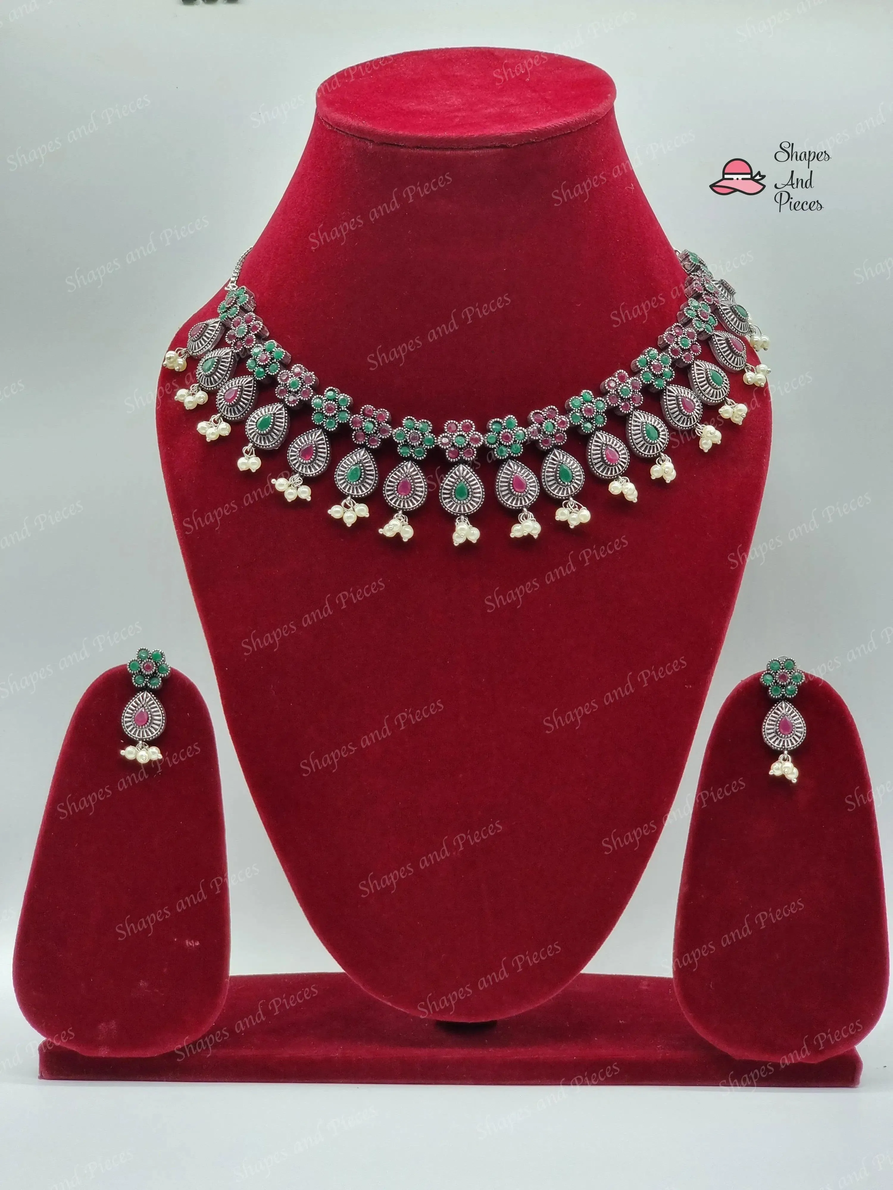 Sabiya Neclace