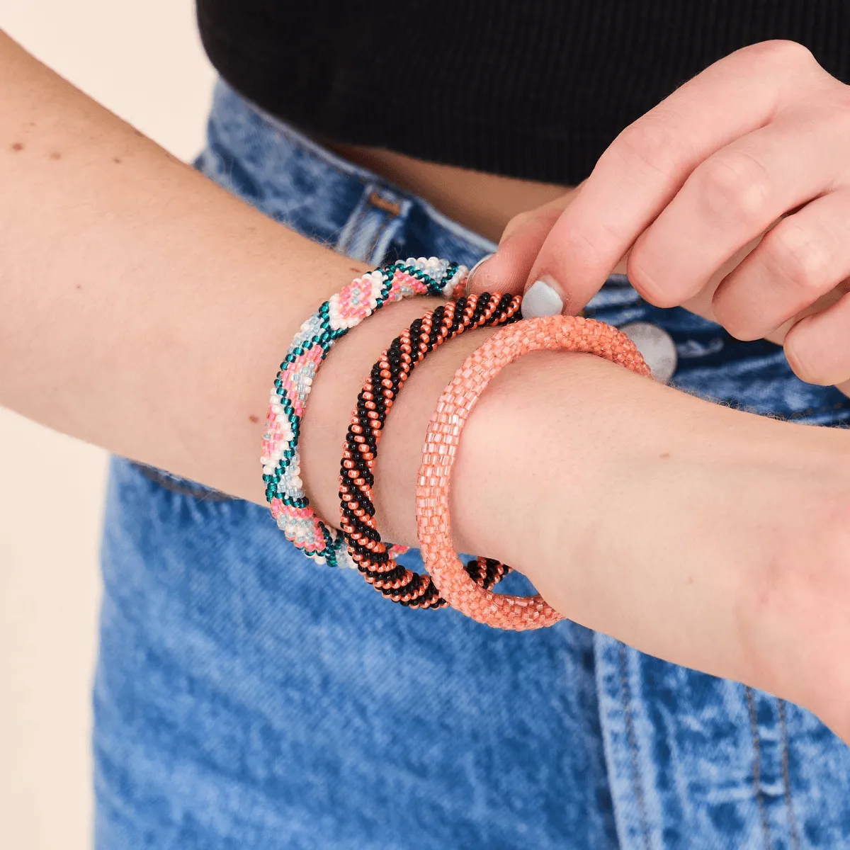 Shimmering Coral | Himalayan Glass Bead Bracelet