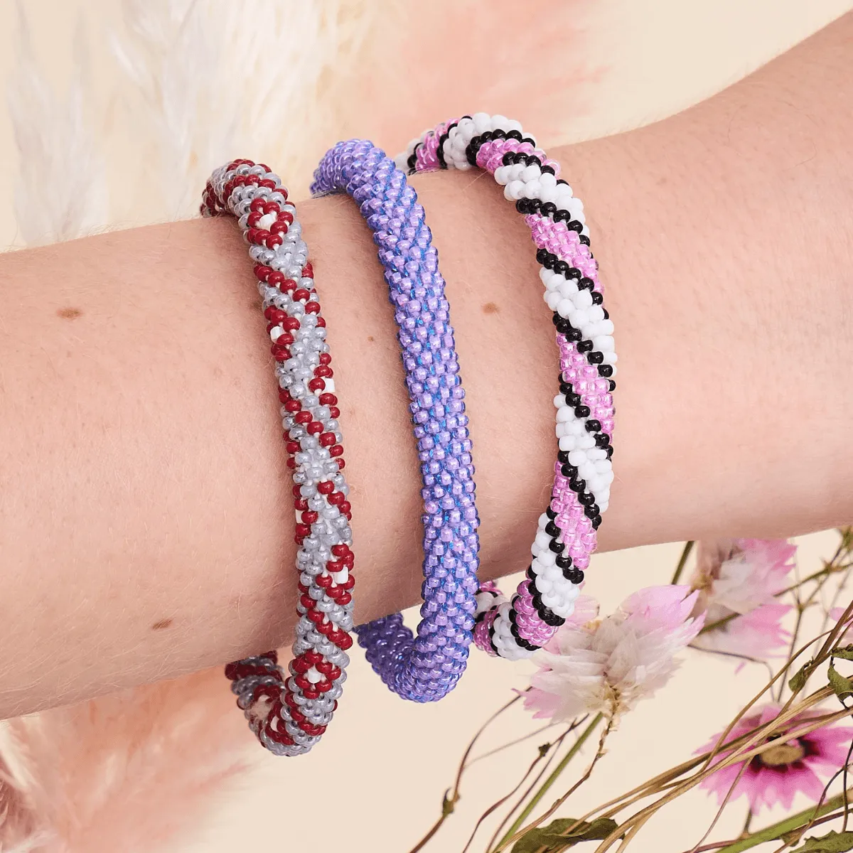 Shimmering Wisteria | Himalayan Glass Bead Bracelet