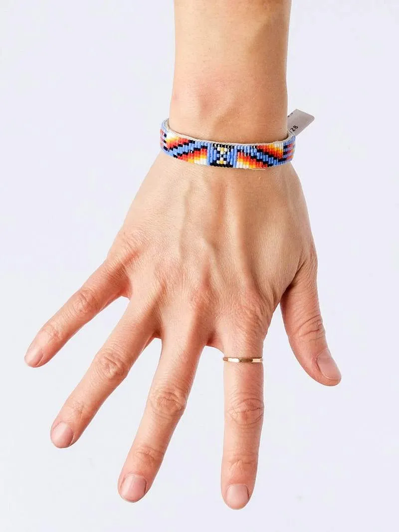 Small Shiny Lavender Navajo Beaded Bracelet