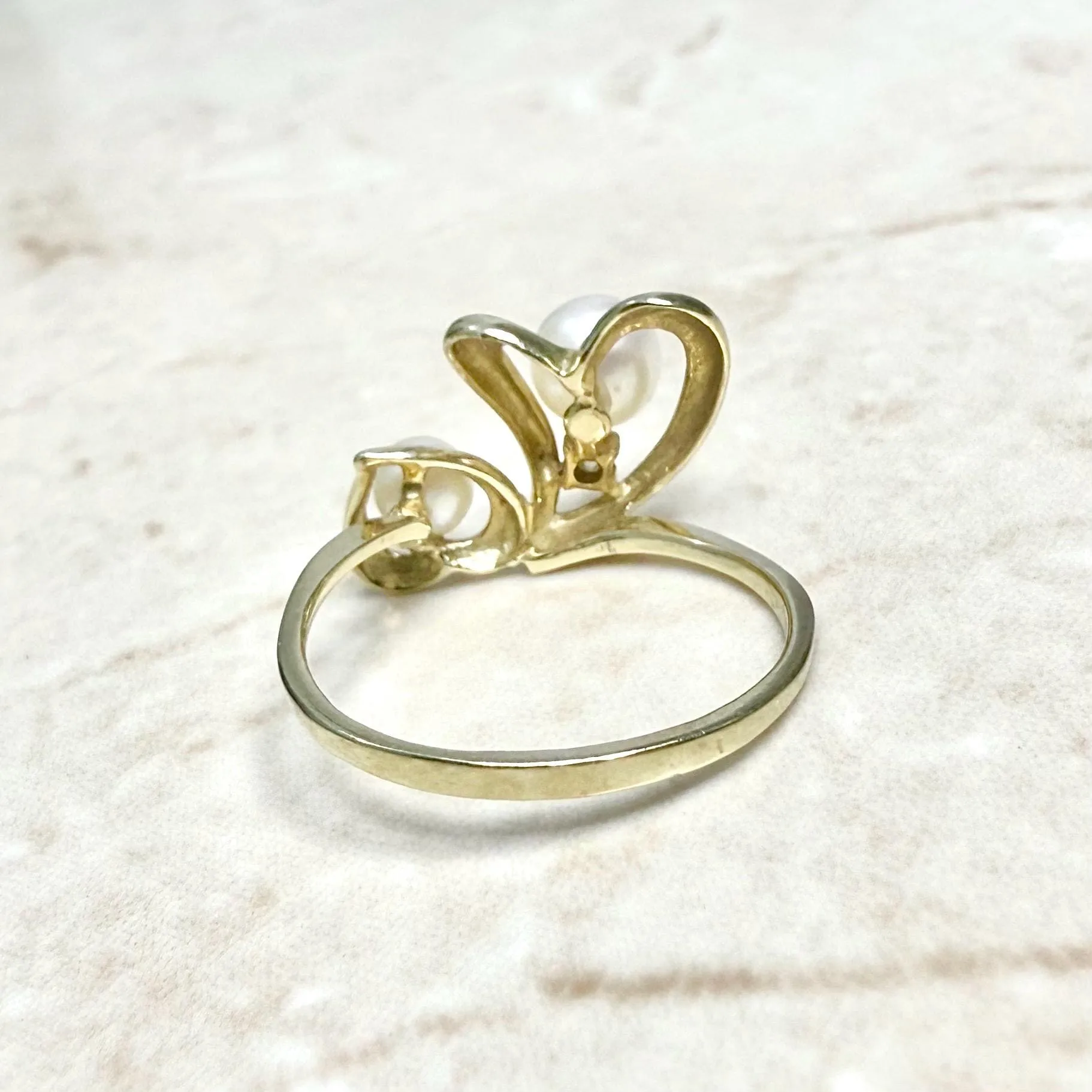 Solid 10 Karat Yellow Gold White Pearl Heart Toi & Moi Ring