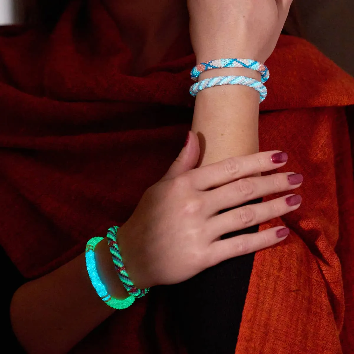 Spellbound | Himalayan Glass Bead Bracelet