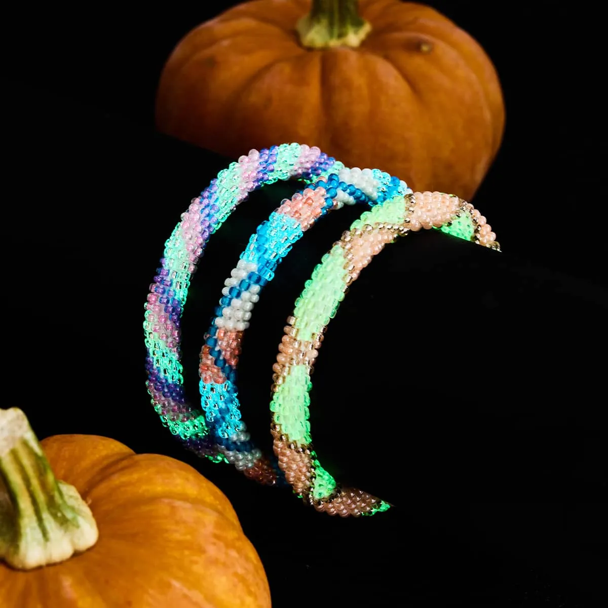 Spellbound | Himalayan Glass Bead Bracelet
