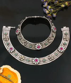The Pakhi Silver Bridal Gemstone Anklets