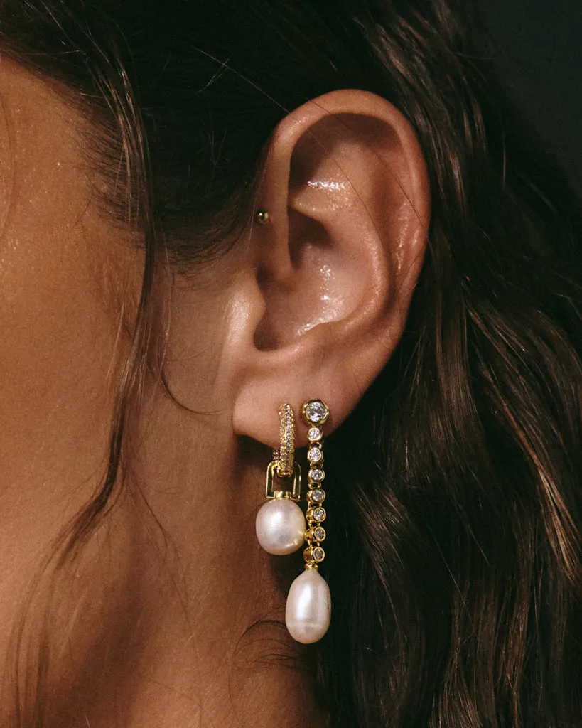 The Pearl Drop Studs