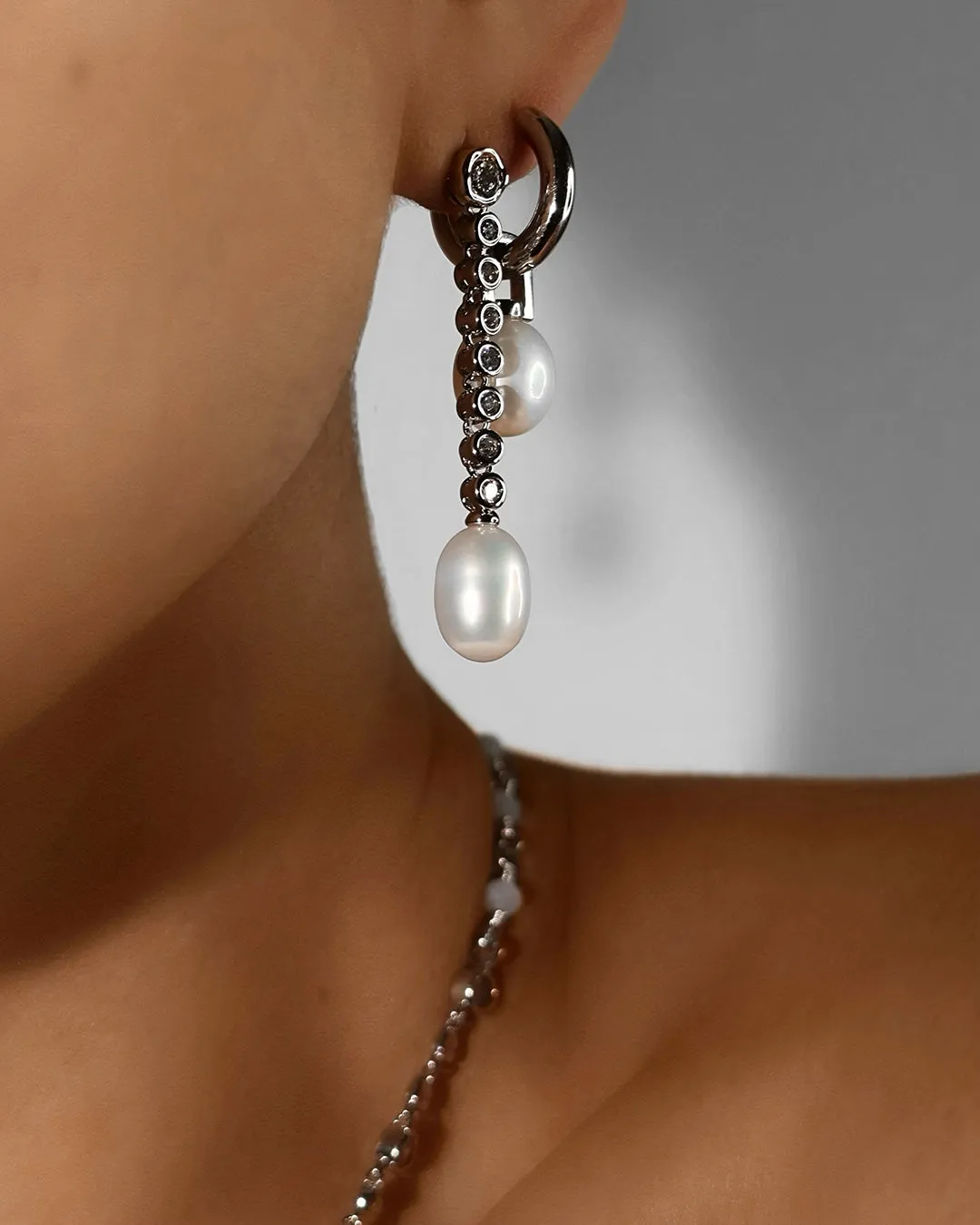 The Pearl Drop Studs