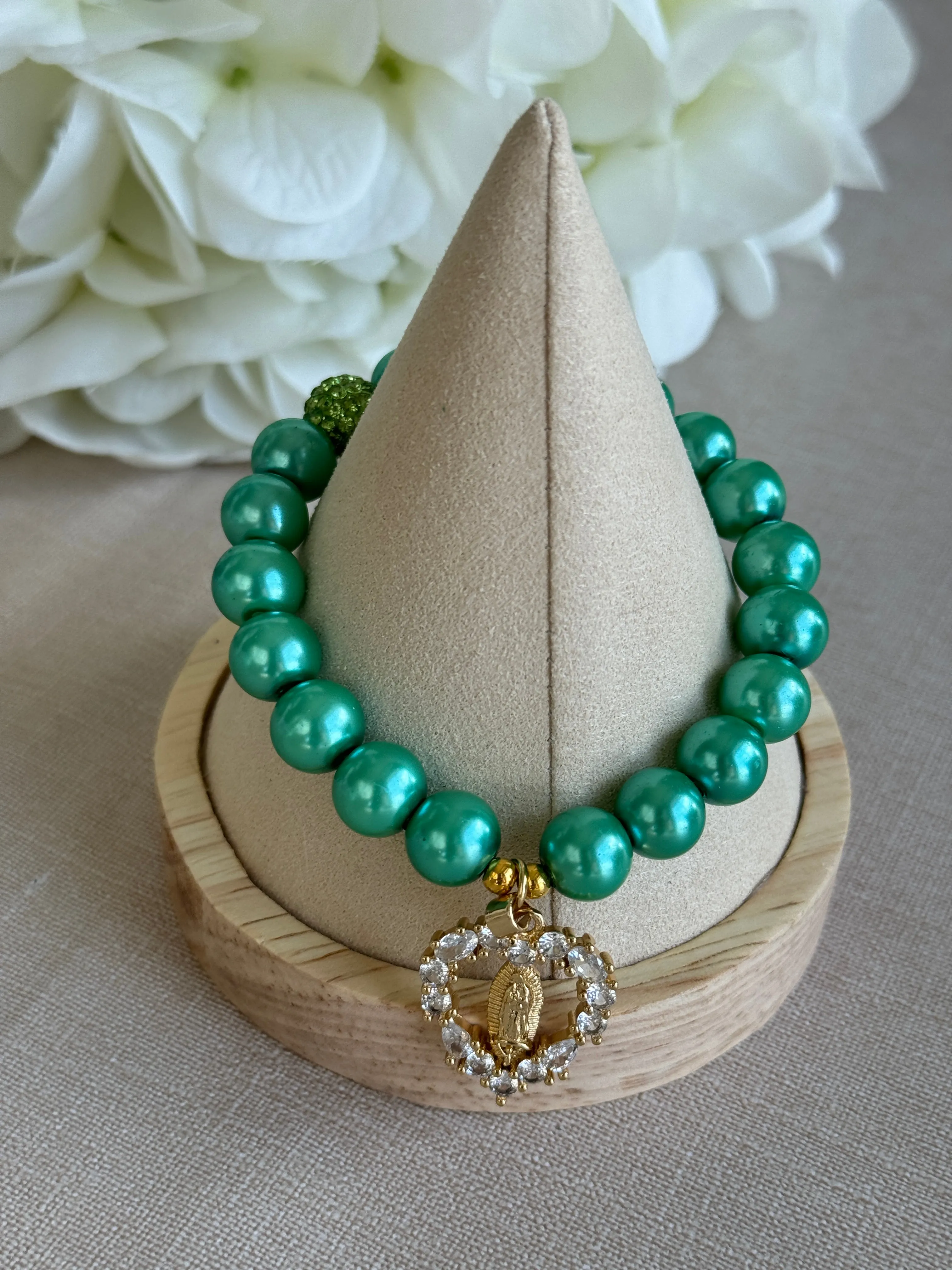 The Pearl  Virgin Mary Pendant Bracelet