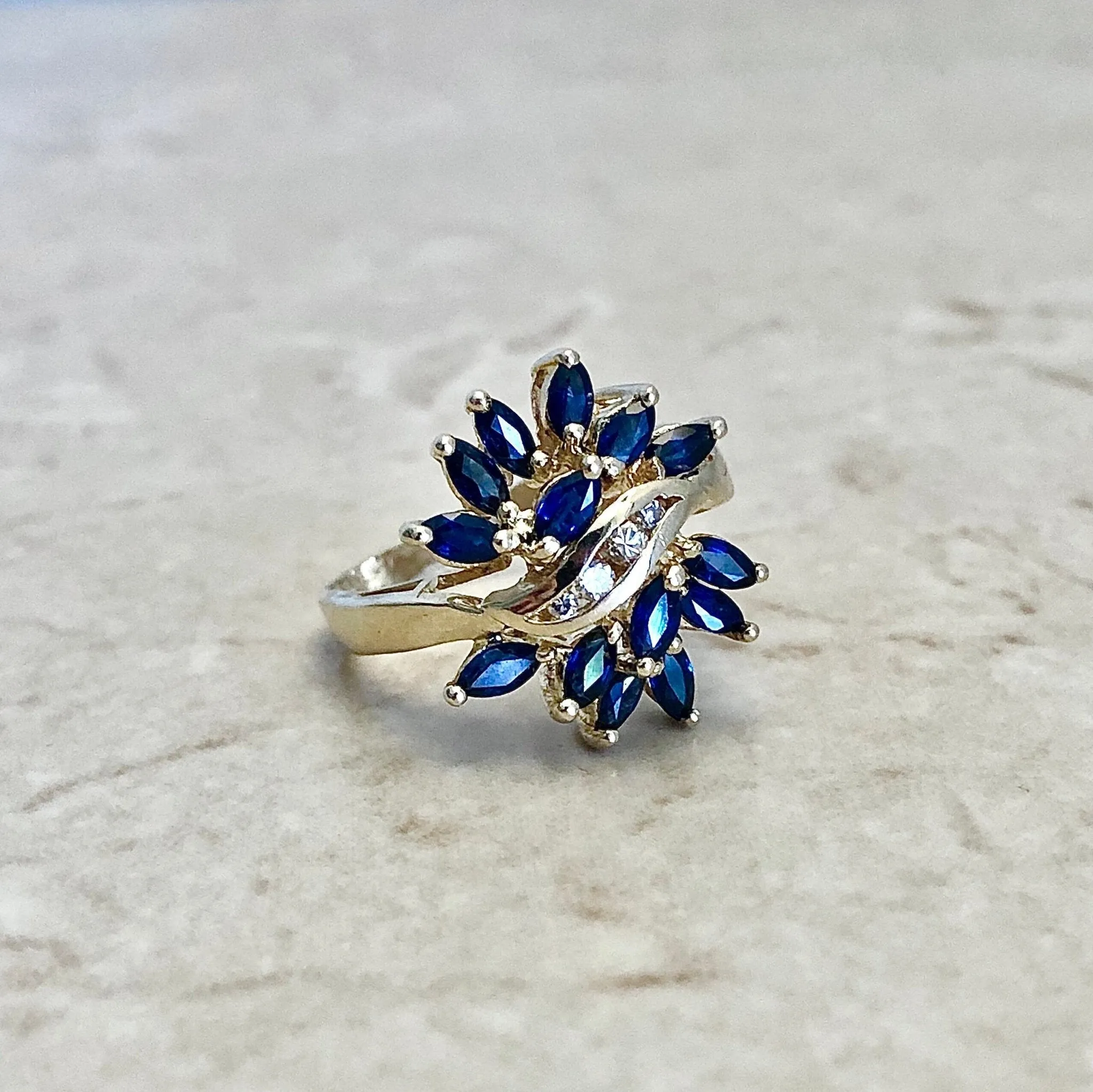 Vintage 14 Karat Yello wGold Sapphire & Diamond Cocktail Ring