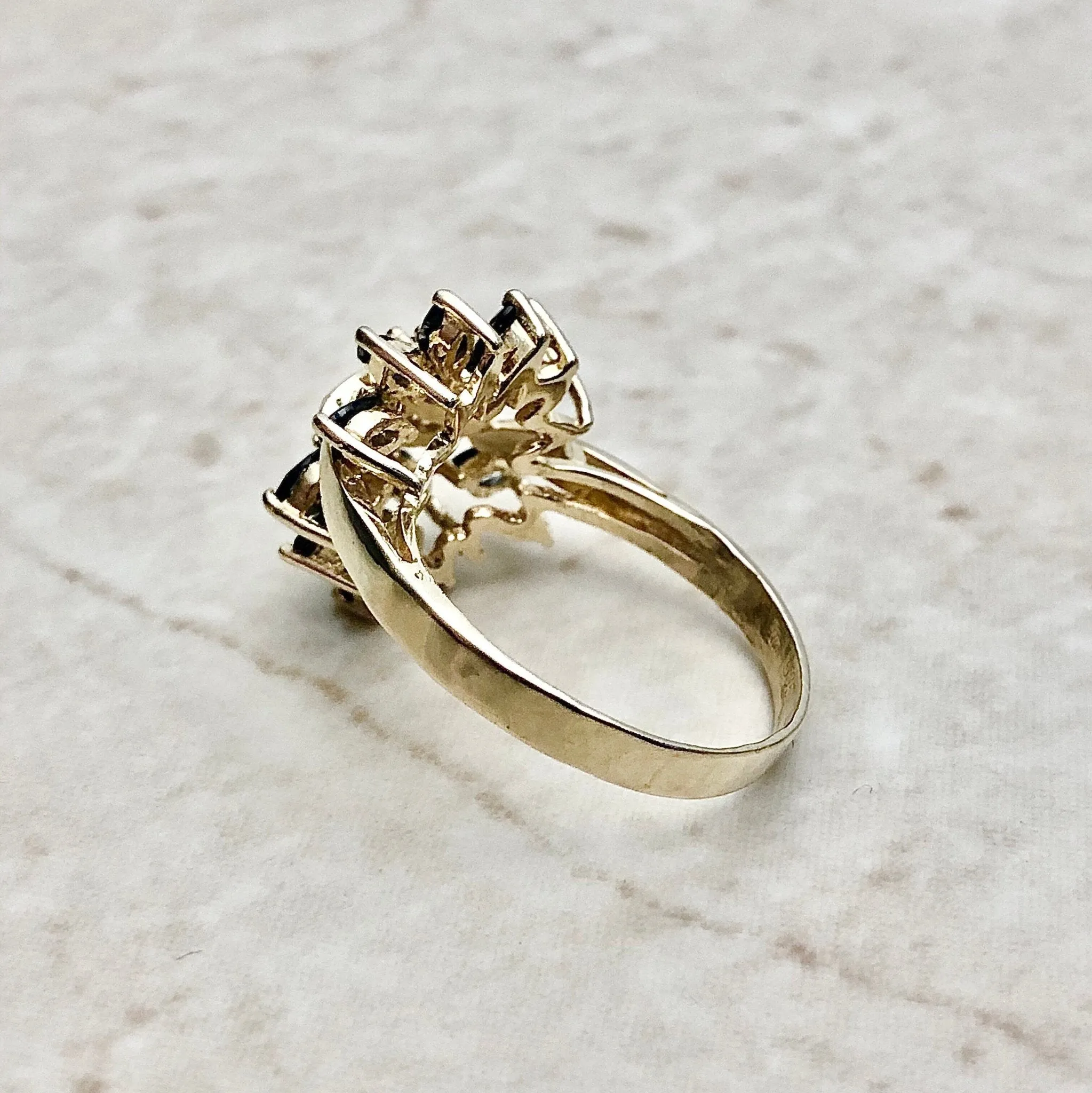 Vintage 14 Karat Yello wGold Sapphire & Diamond Cocktail Ring