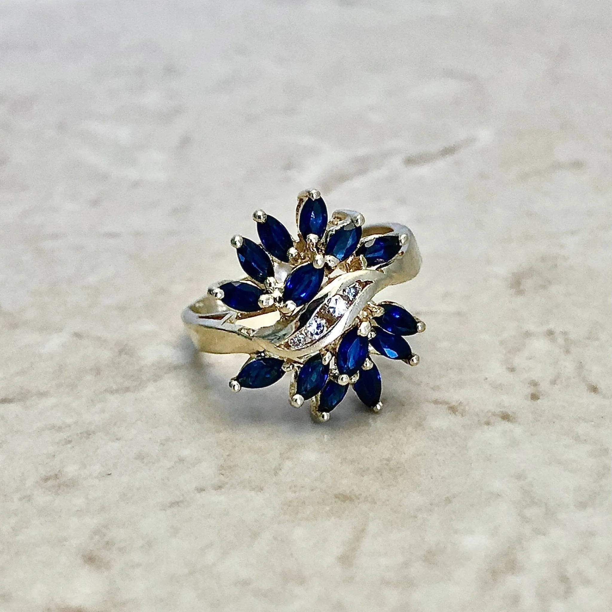 Vintage 14 Karat Yello wGold Sapphire & Diamond Cocktail Ring
