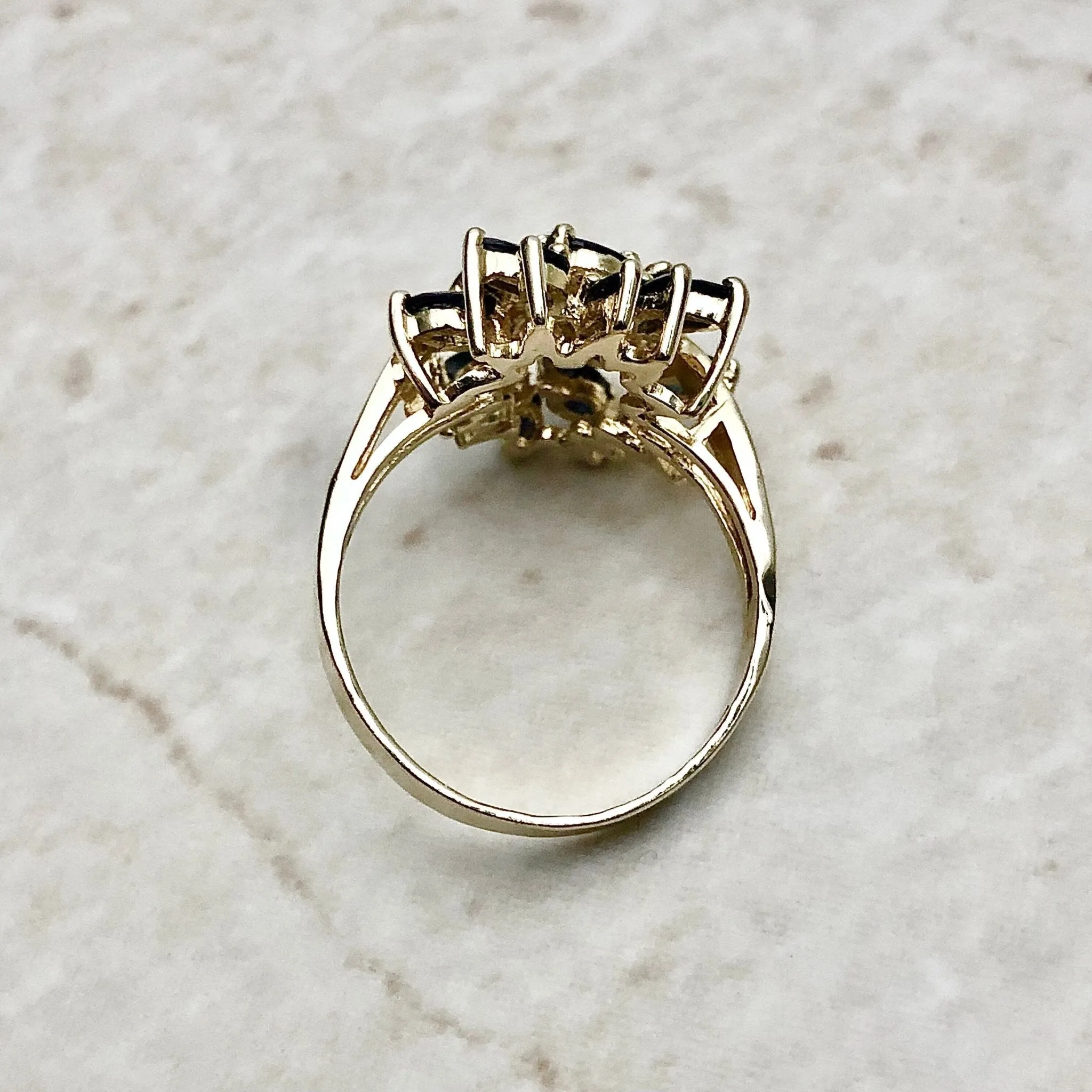 Vintage 14 Karat Yello wGold Sapphire & Diamond Cocktail Ring