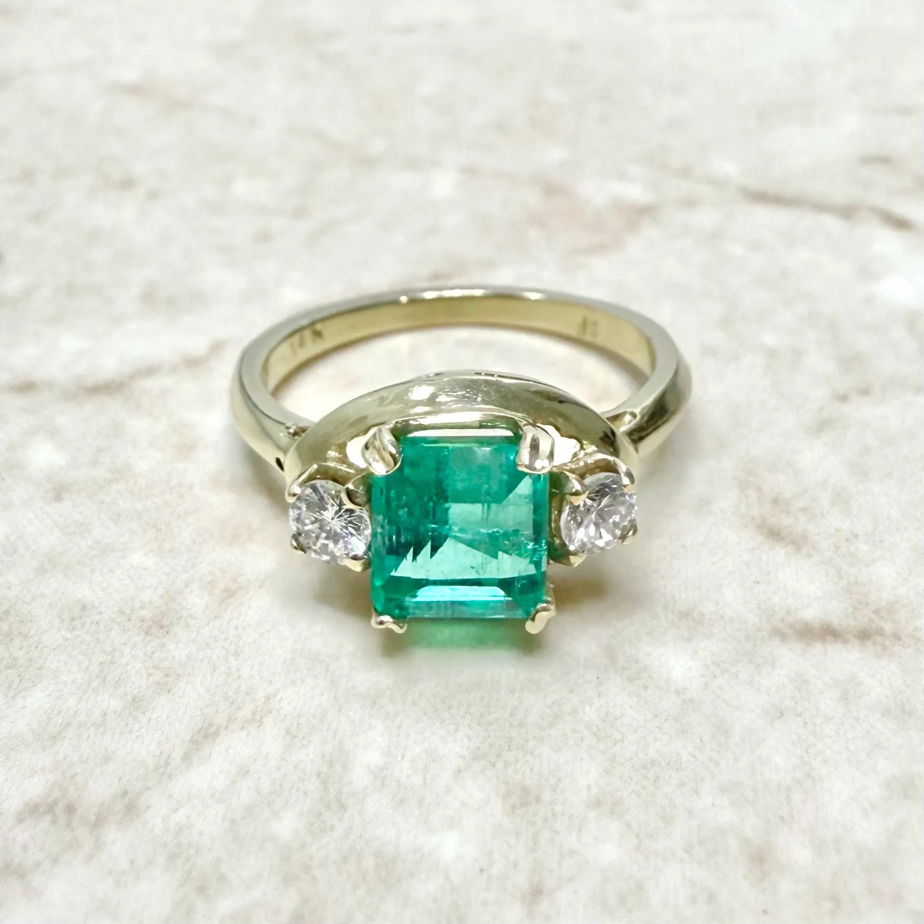 Vintage 14 Karat Yellow Gold Natural Diamond & Emerald 3-Stone Ring