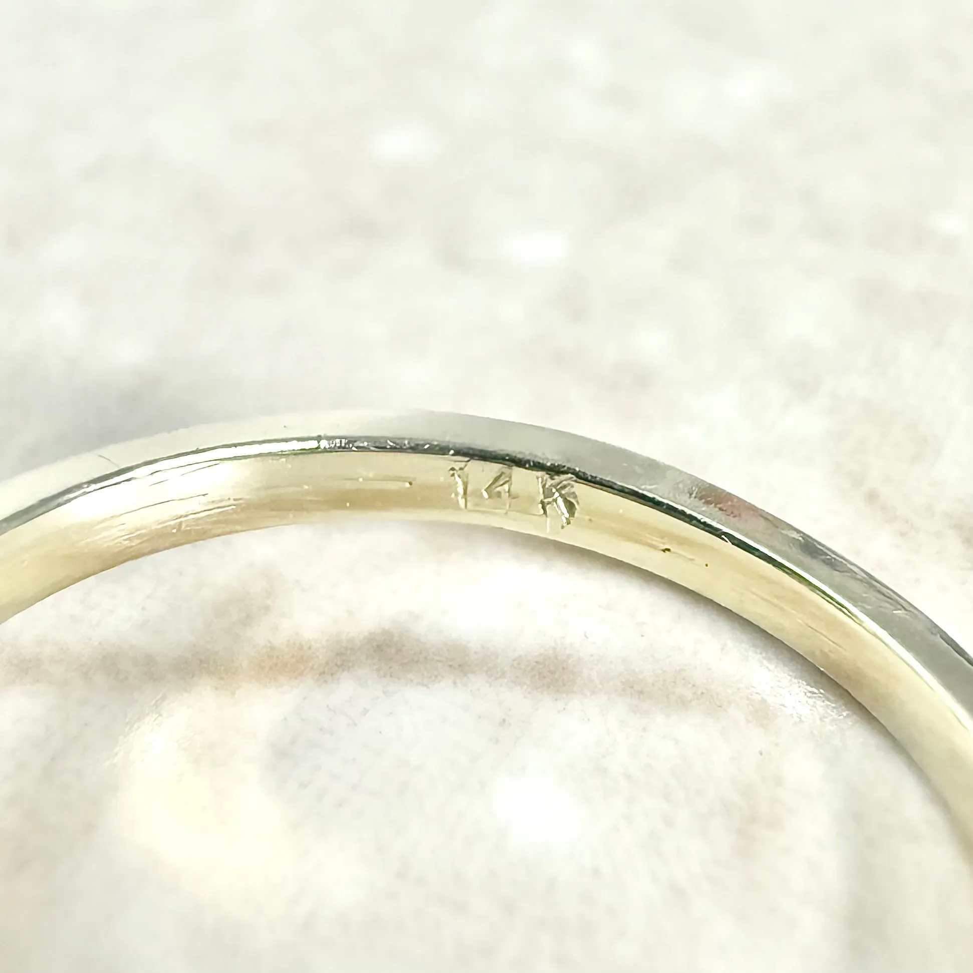 Vintage 14 Karat Yellow Gold Natural Diamond & Emerald 3-Stone Ring