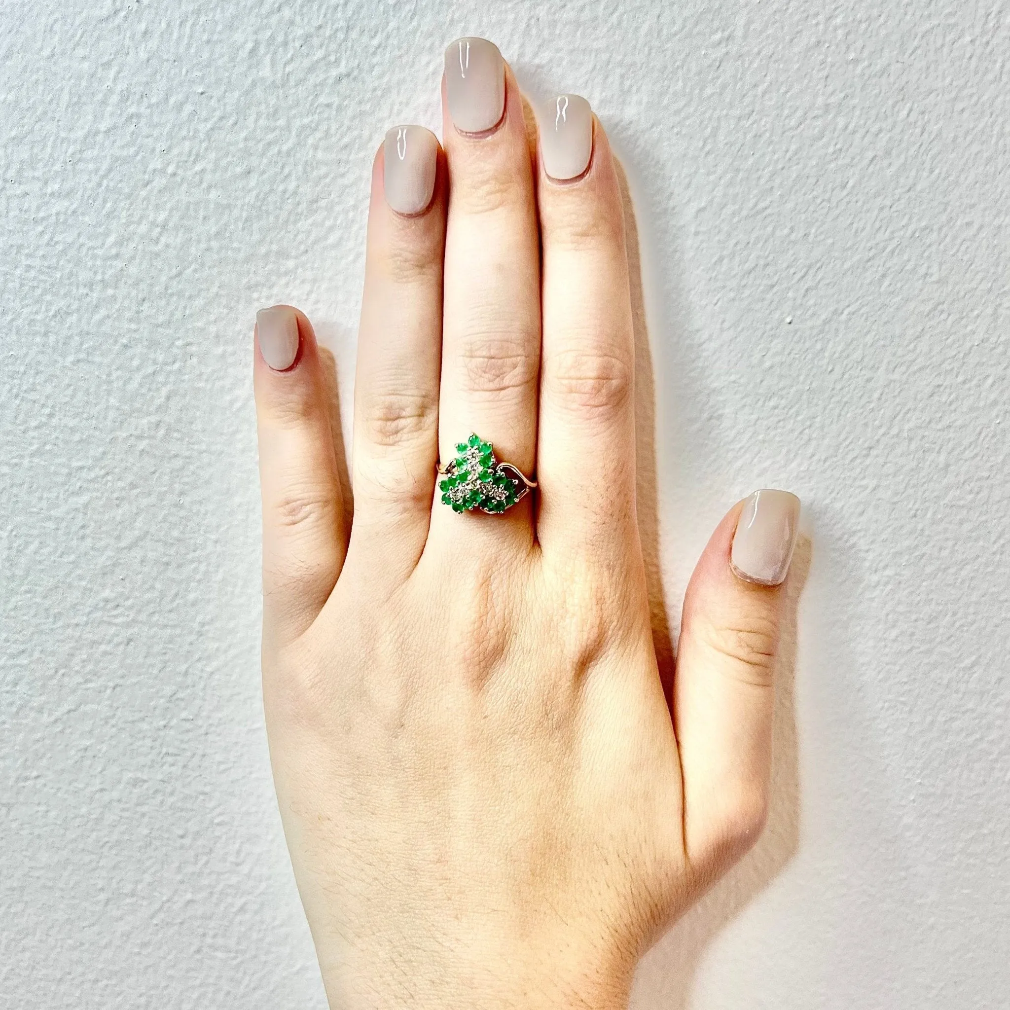 Vintage 14 Karat Yellow Gold Natural Emerald & Diamond Cluster Ring