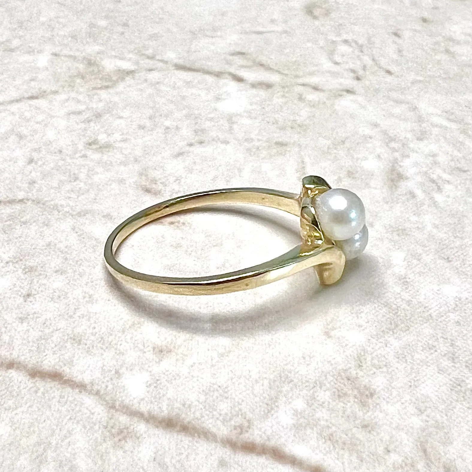Vintage 14 Karat Yellow Gold Pearl Toi & Moi Ring