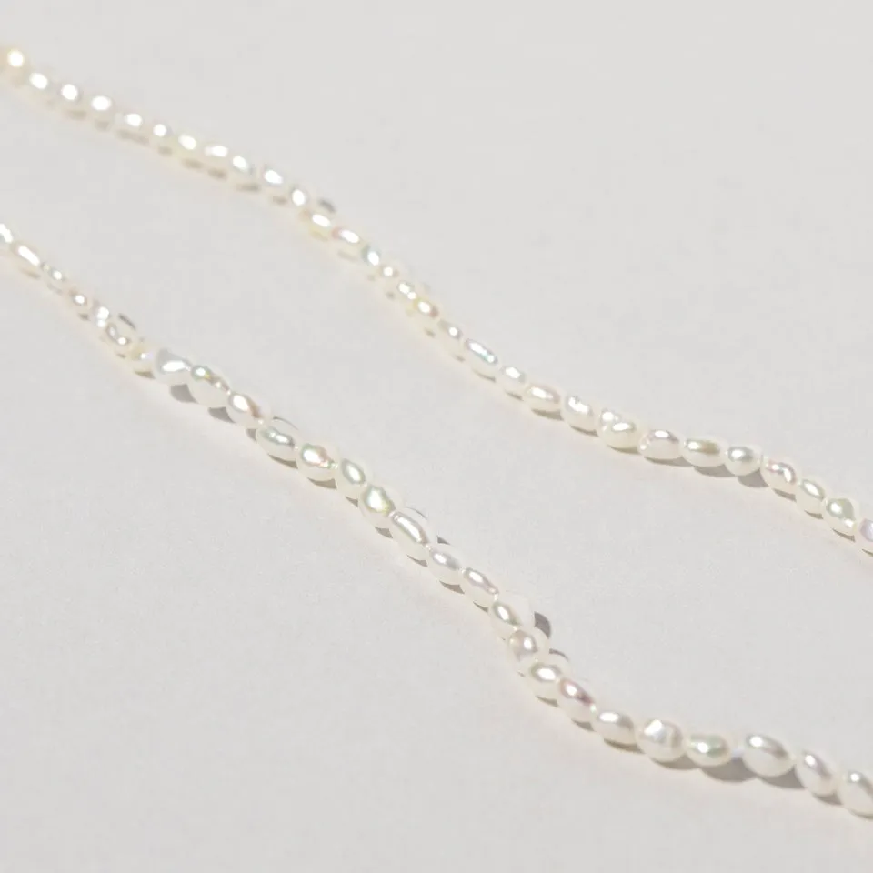 White Oval Seed Pearl Bracelet