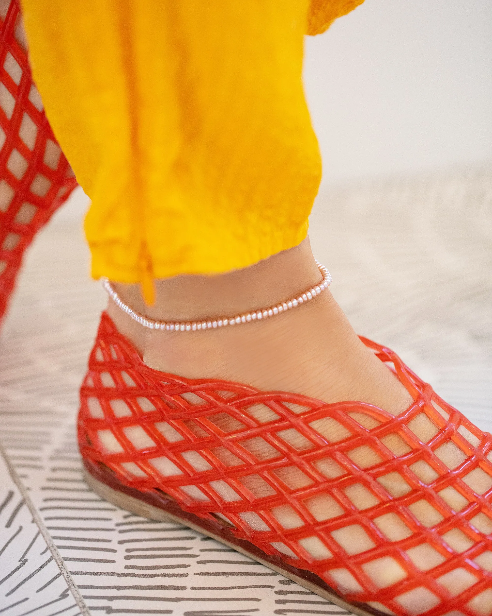 White Pebble Seed Pearl Anklet